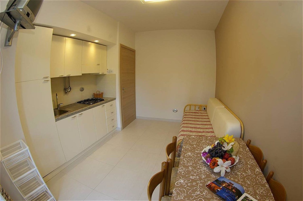 VILLAGGIO RESIDENCE OLD RIVER 38/66