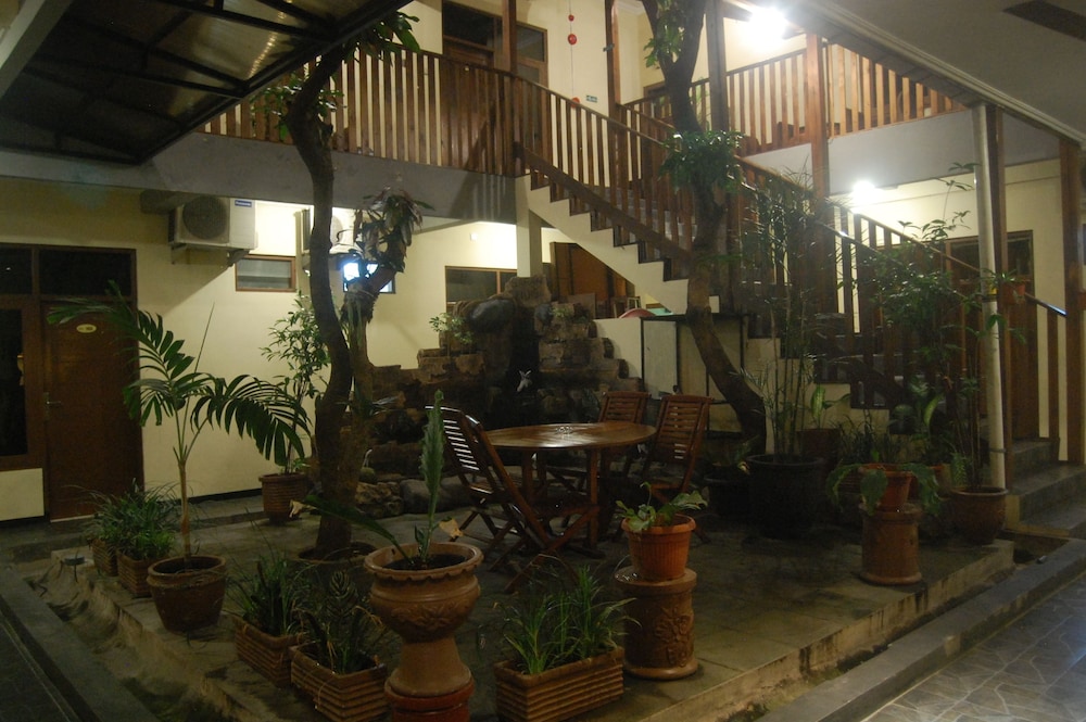 Sagan Huis Hotel 38/45