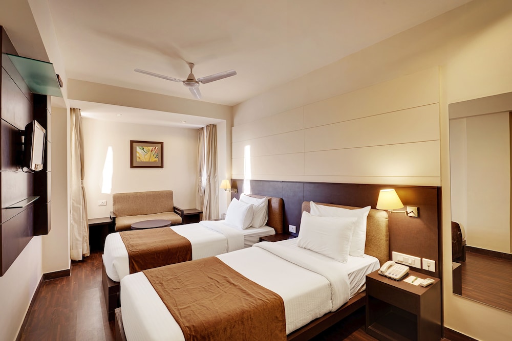 Whispering Palms Jaipur Hotel 26/55