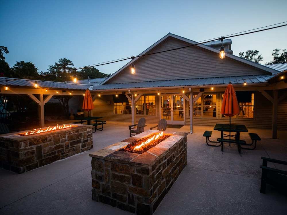 Holiday Inn Club Vacations Villages Resort Lake Palestine 2/63