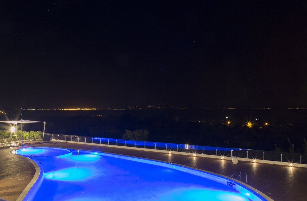 Luzia Agriresort 27/50