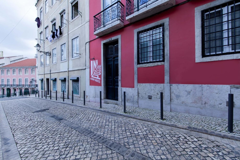Inn Possible Lisbon Hostel 42/50