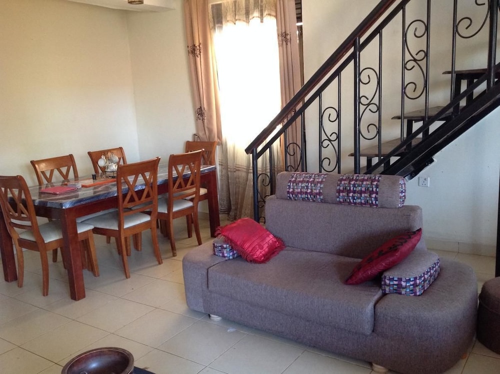 Amari Comfort Homes 10/18