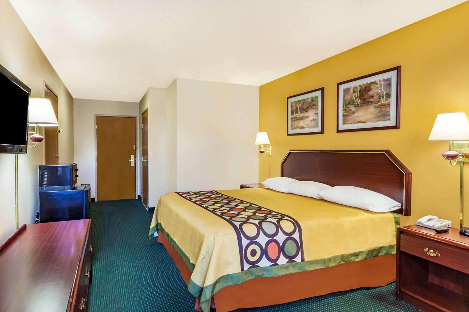Super 8 by Wyndham Morristown/South 6/16