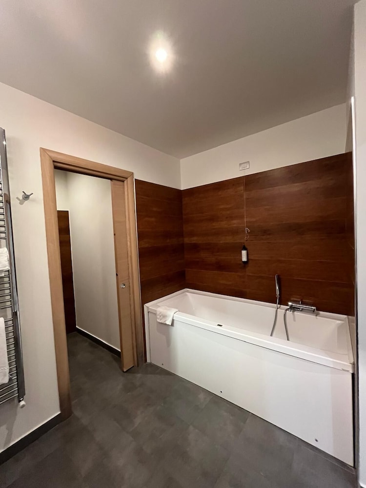 Bouganville Hill Resort Wellness Space 3/50