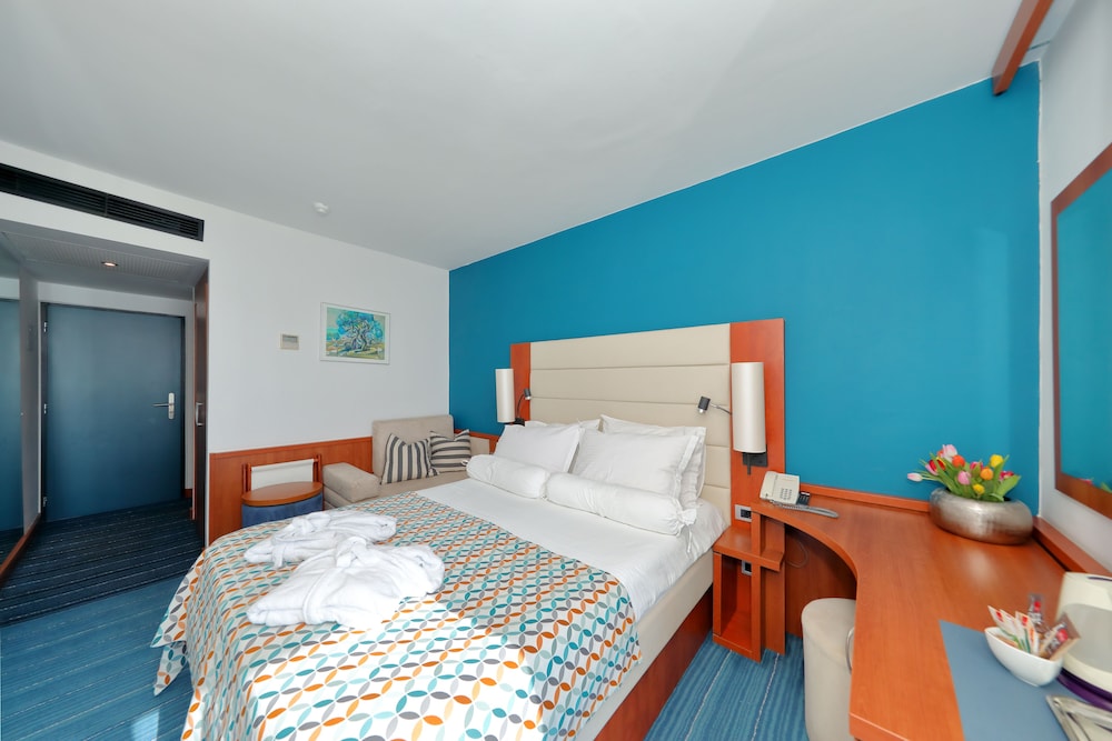 Hotel Kornati Biograd 12/42
