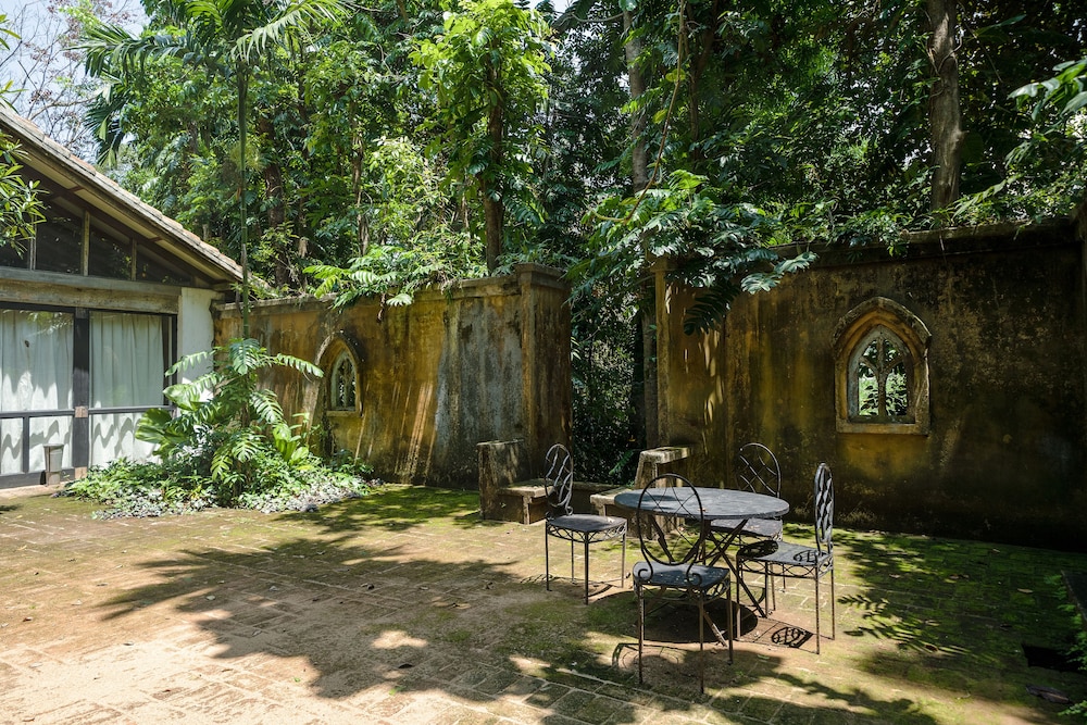 Lunuganga Estate 37/49