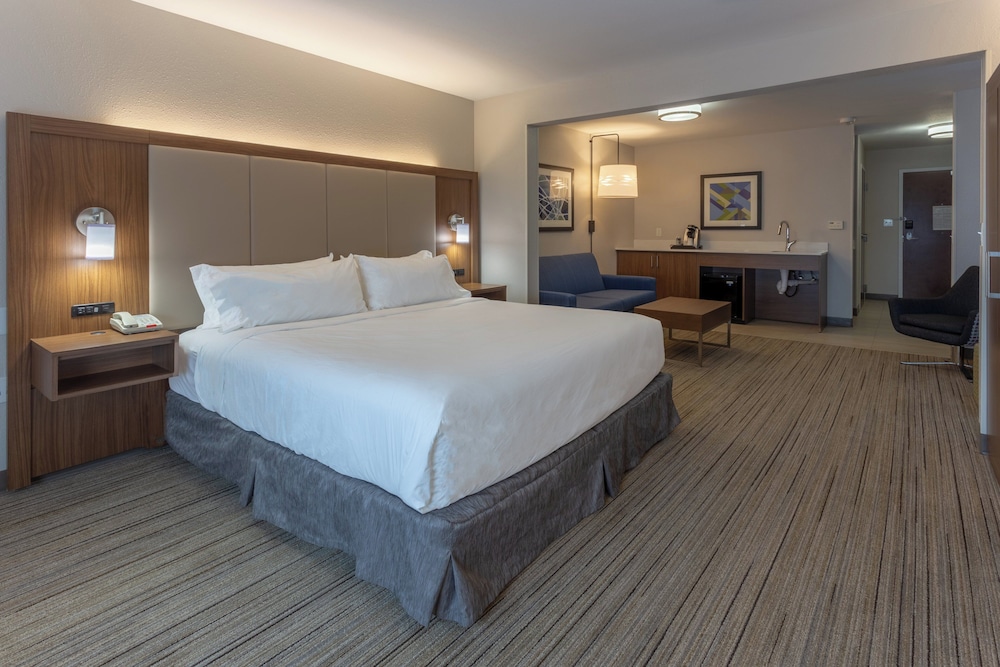 Holiday Inn Express Indianapolis Southeast 21/69