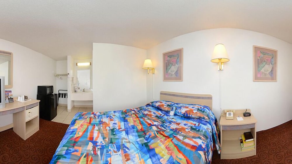 Americas Best Value Inn Lincoln 10/34