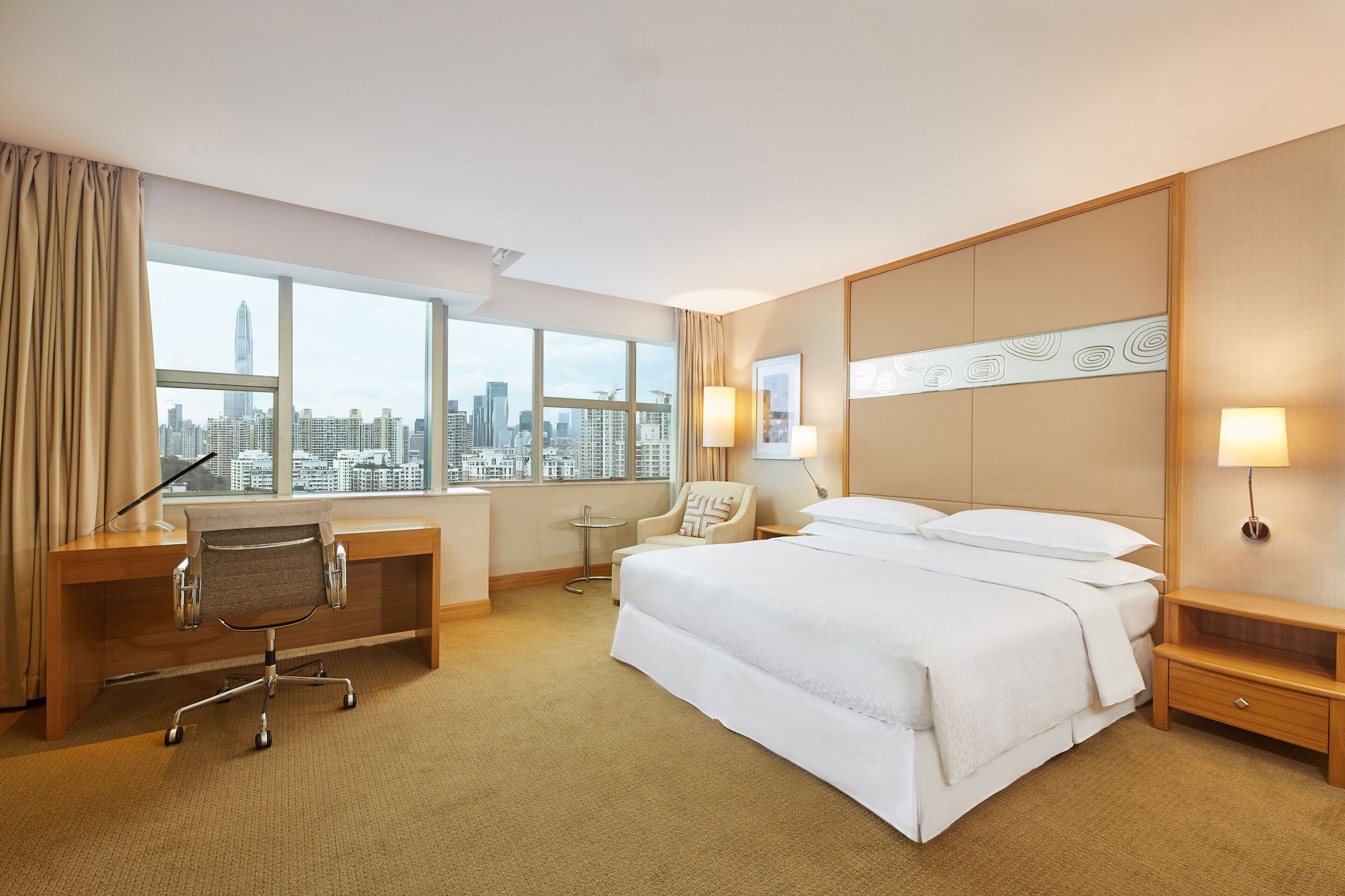 غرفة تنفيذية بسرير كينج، Four Points By Sheraton 3/6