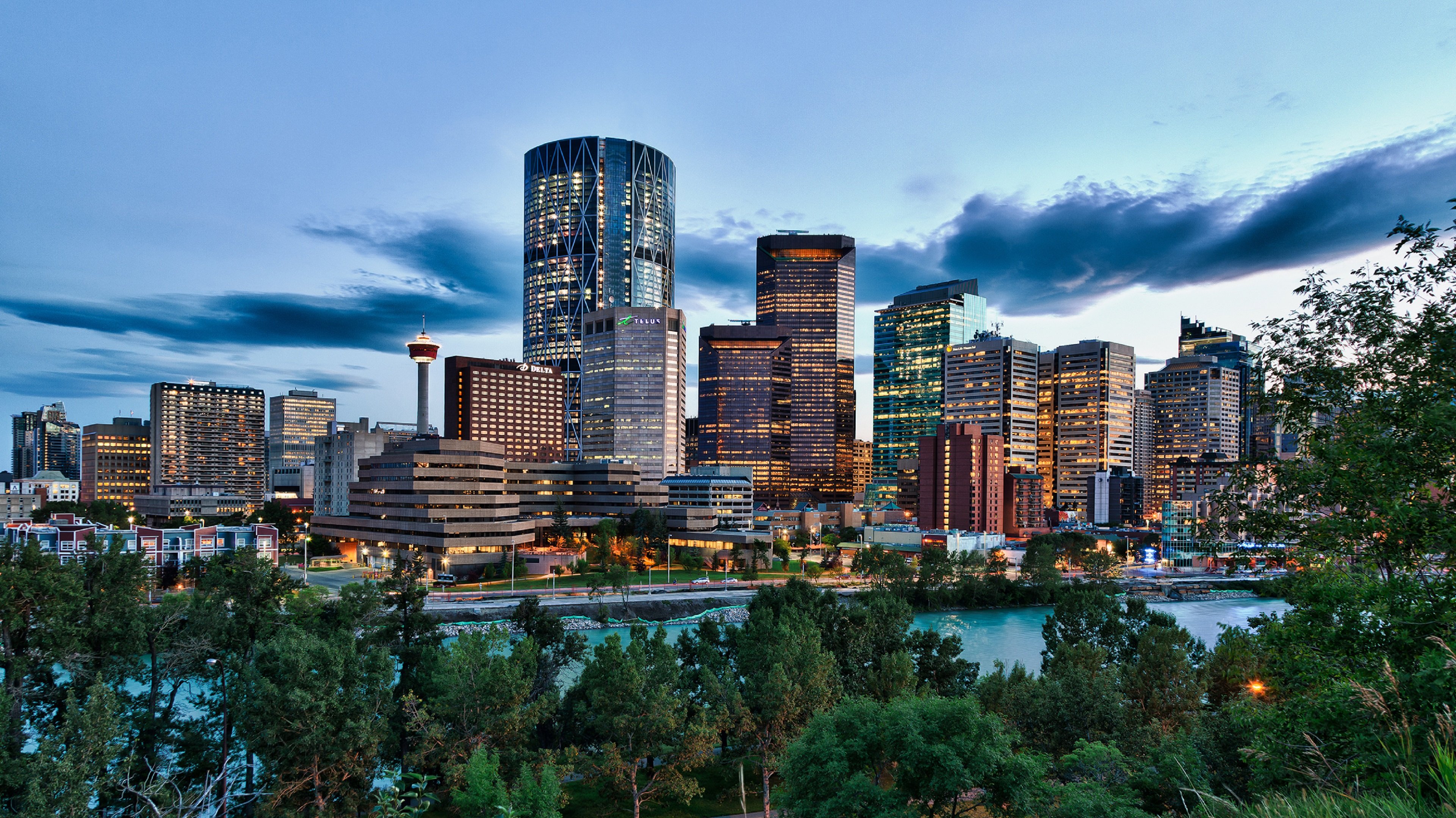 Holiday Inn Hotel Suites Calgary South Conference Ctr 69/73