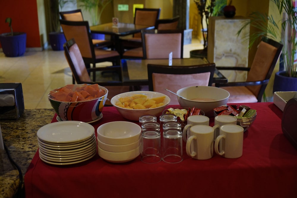 Hotel Posada del Sol Inn 43/58