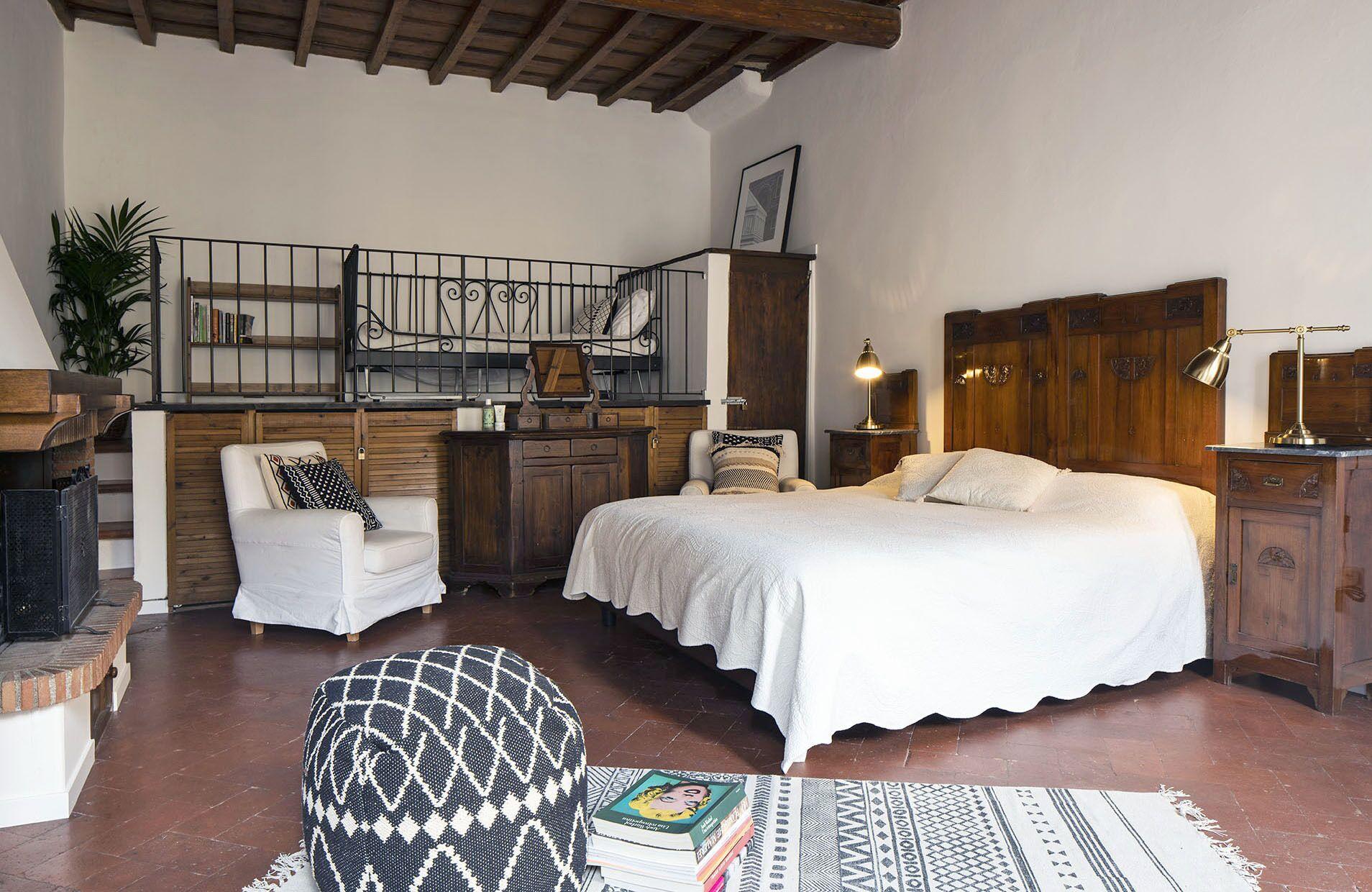 A Few Steps to The Duomo Beautiful 2BD Apt 24/50