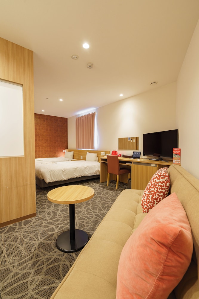 غرفة ديلوكس بسريرين منفصلين مع أريكة، Sakura Garden Hotel 8/10
