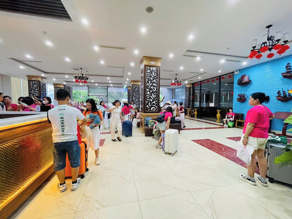 Phu Cuong Beach Hotel 63/69