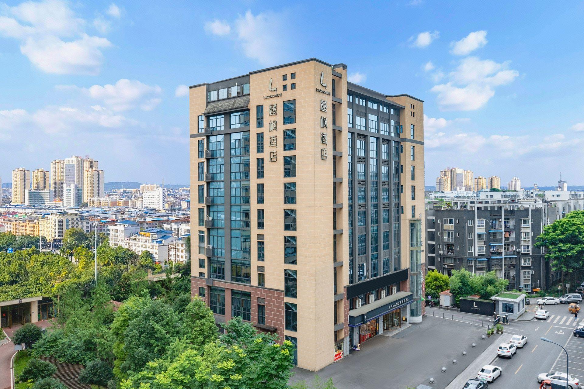 Lifeng Hotel (Chongqing Bishan Light Rail Station Store) photo3