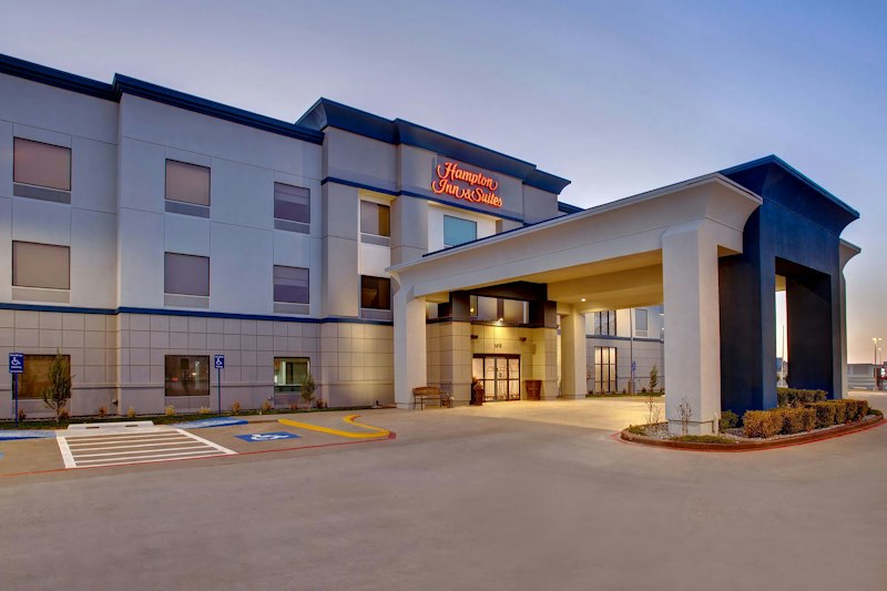 Hampton Inn - Suites Borger 23/24