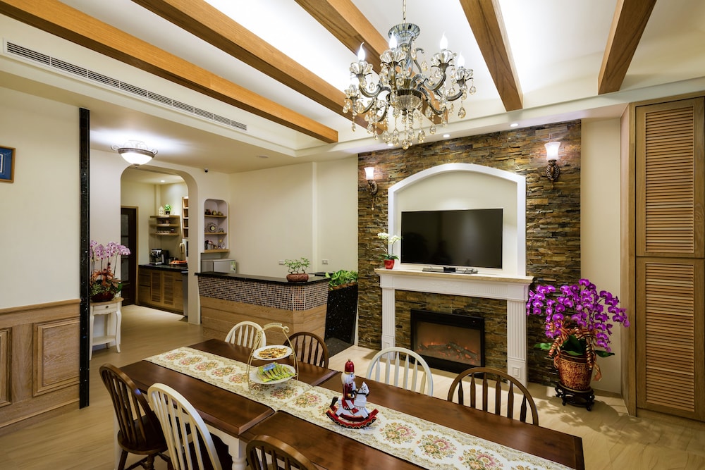 Ediman Bed And Breakfast 22/27