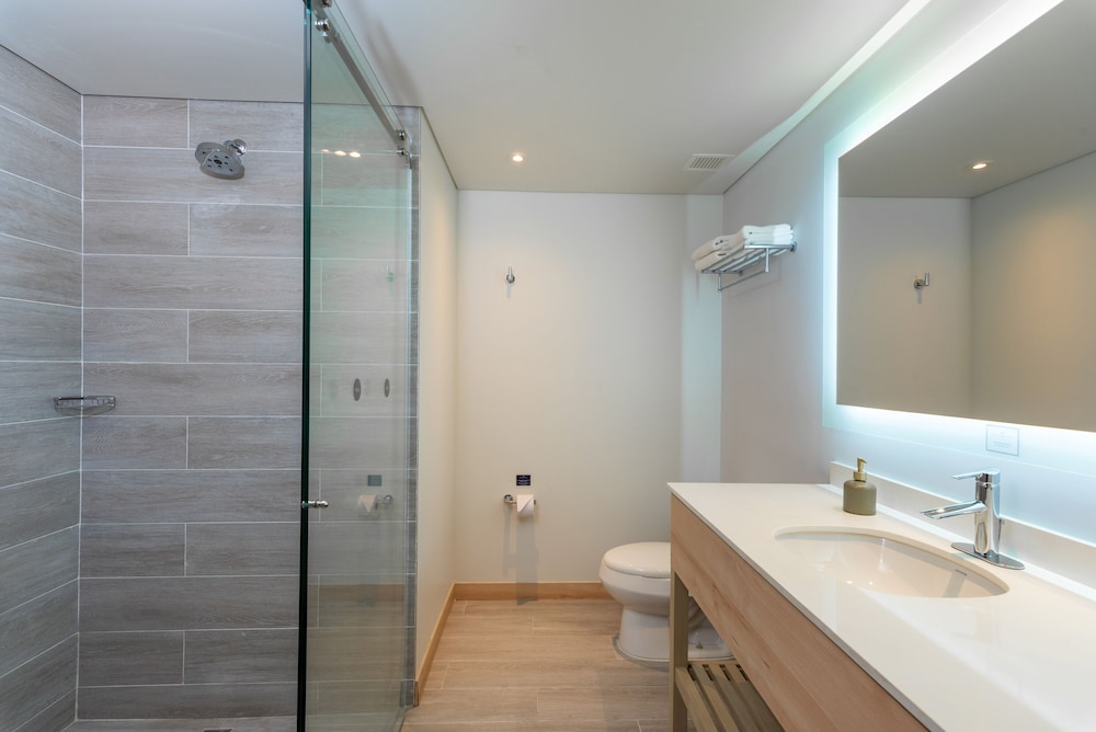 Aquamare Hotel 49/50