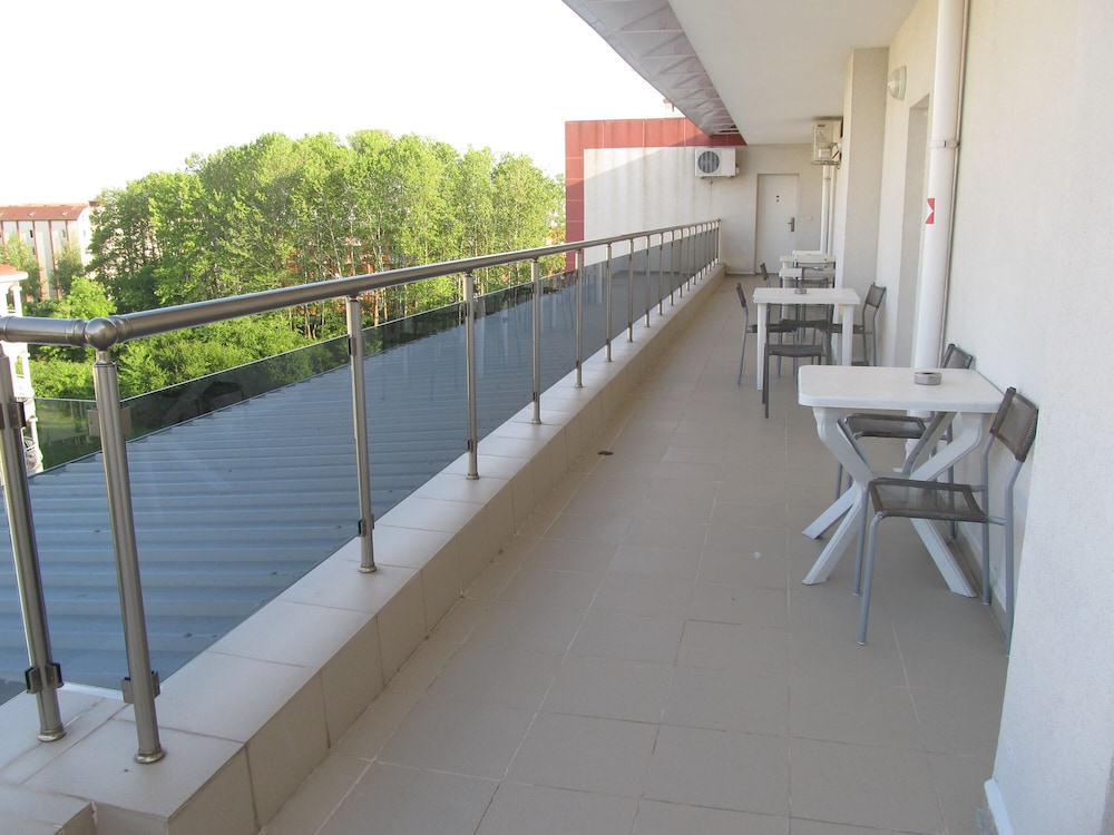 Aparthotel Cote D'azure 46/50