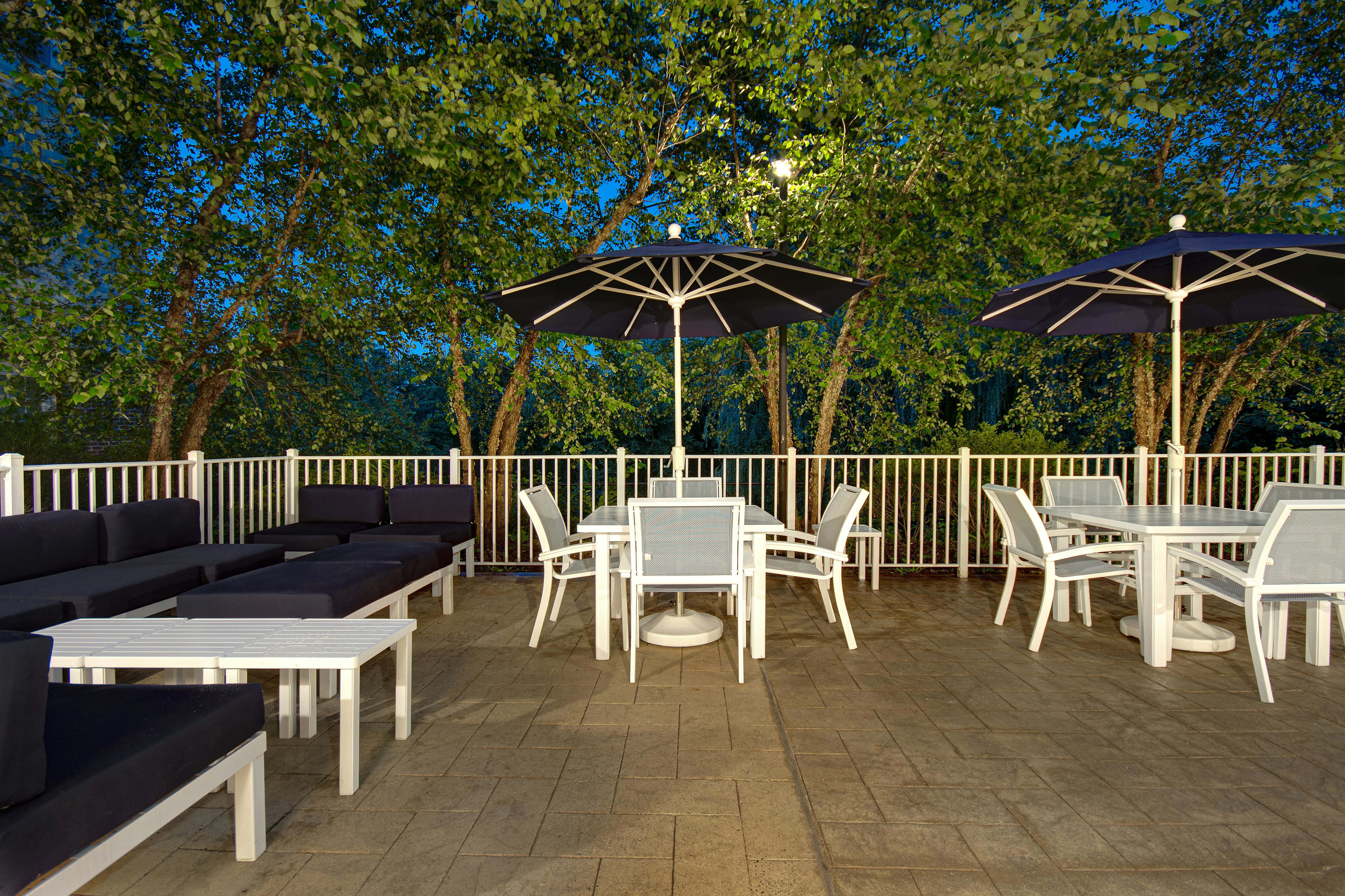 Hampton Inn & Suites Yonkers 16/17