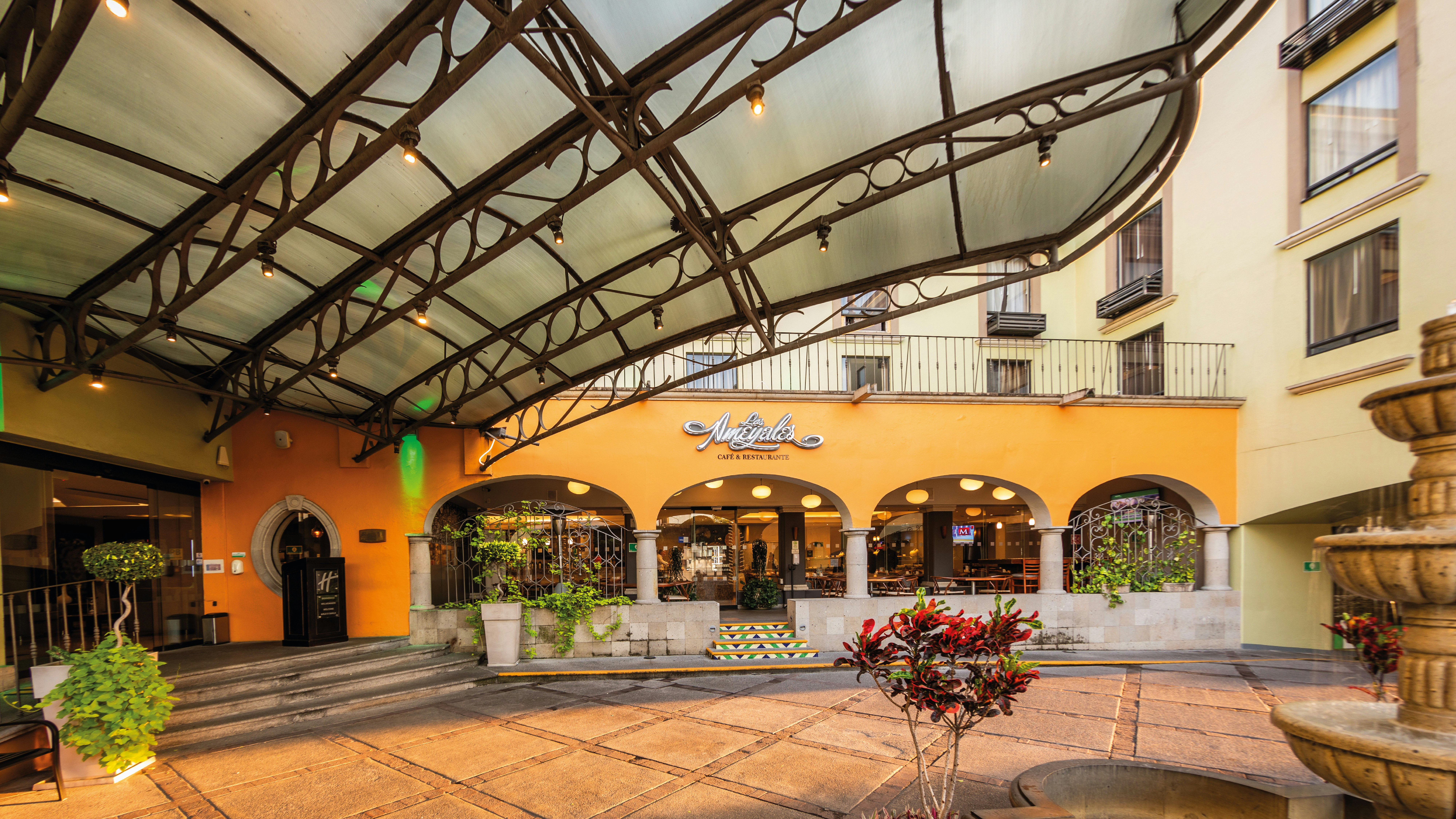 Holiday Inn Orizaba 3/50