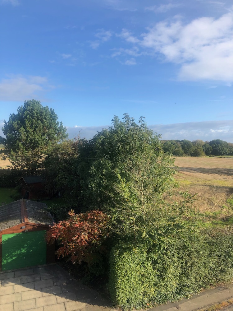 Pickmere Country Guest House 37/50