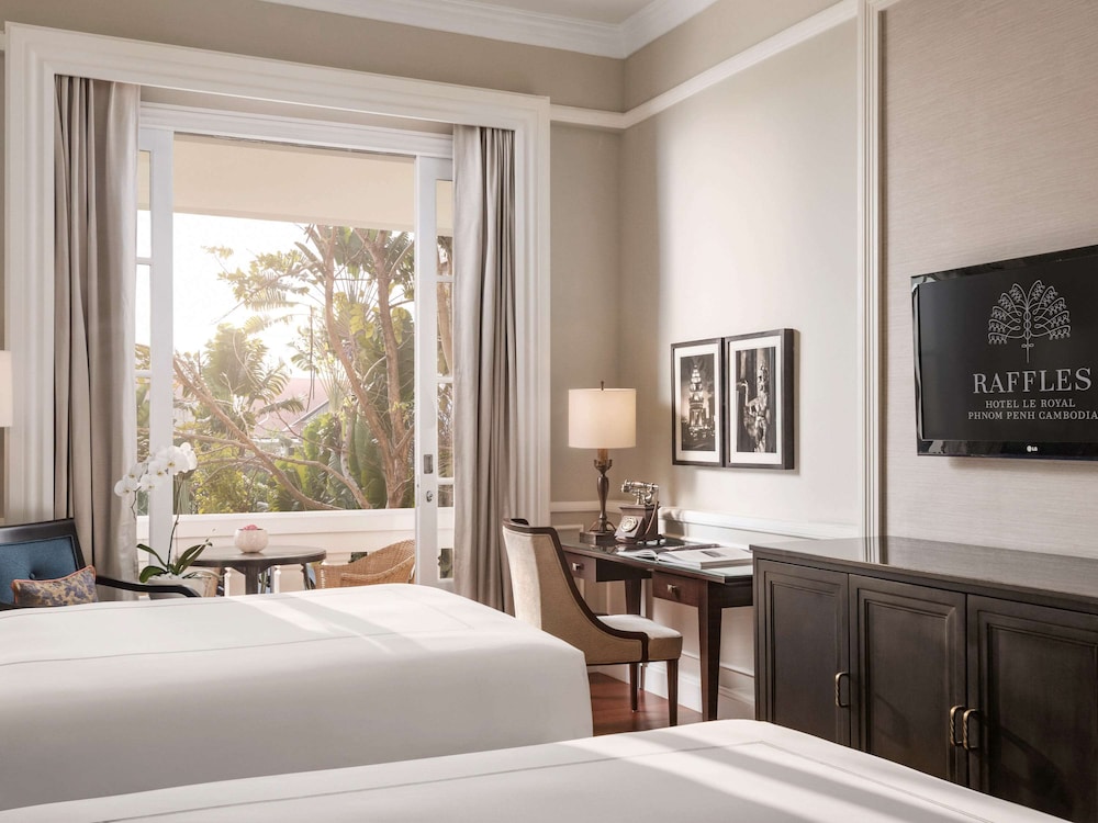 Raffles Hotel Le Royal 23/78