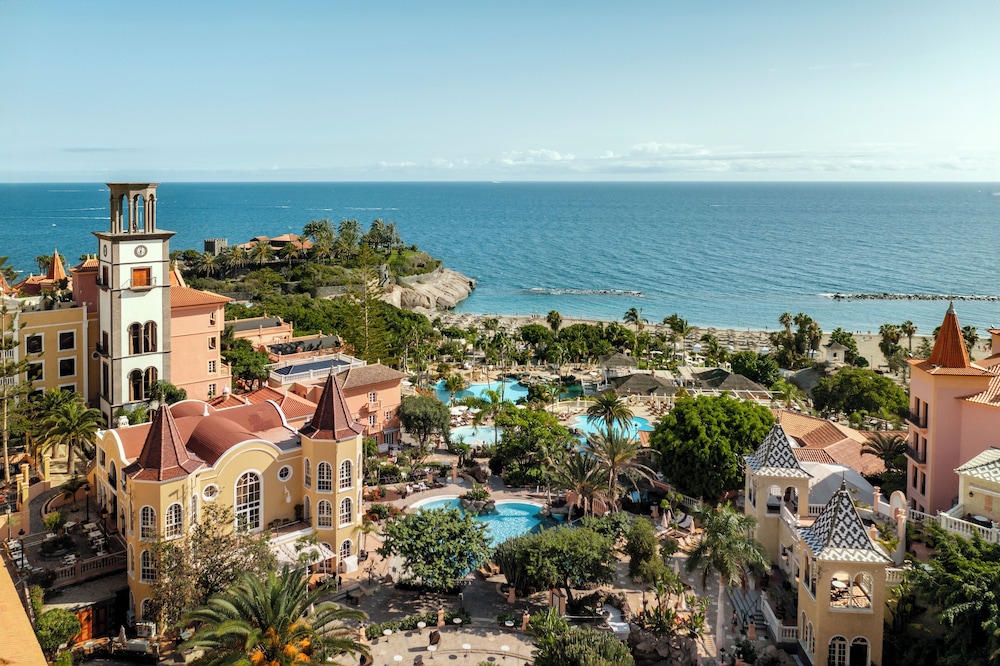 The Villas at Gran Hotel Bahia del Duque 38/50