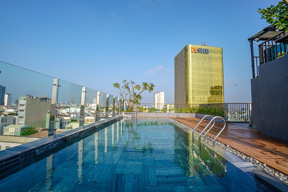 Seahorse Signature Danang Hotel by Haviland 24/50