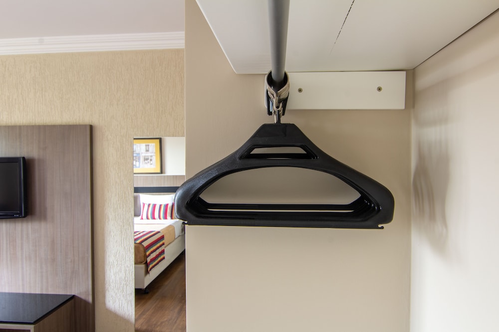 Hotel Deville Express Cascavel 18/50