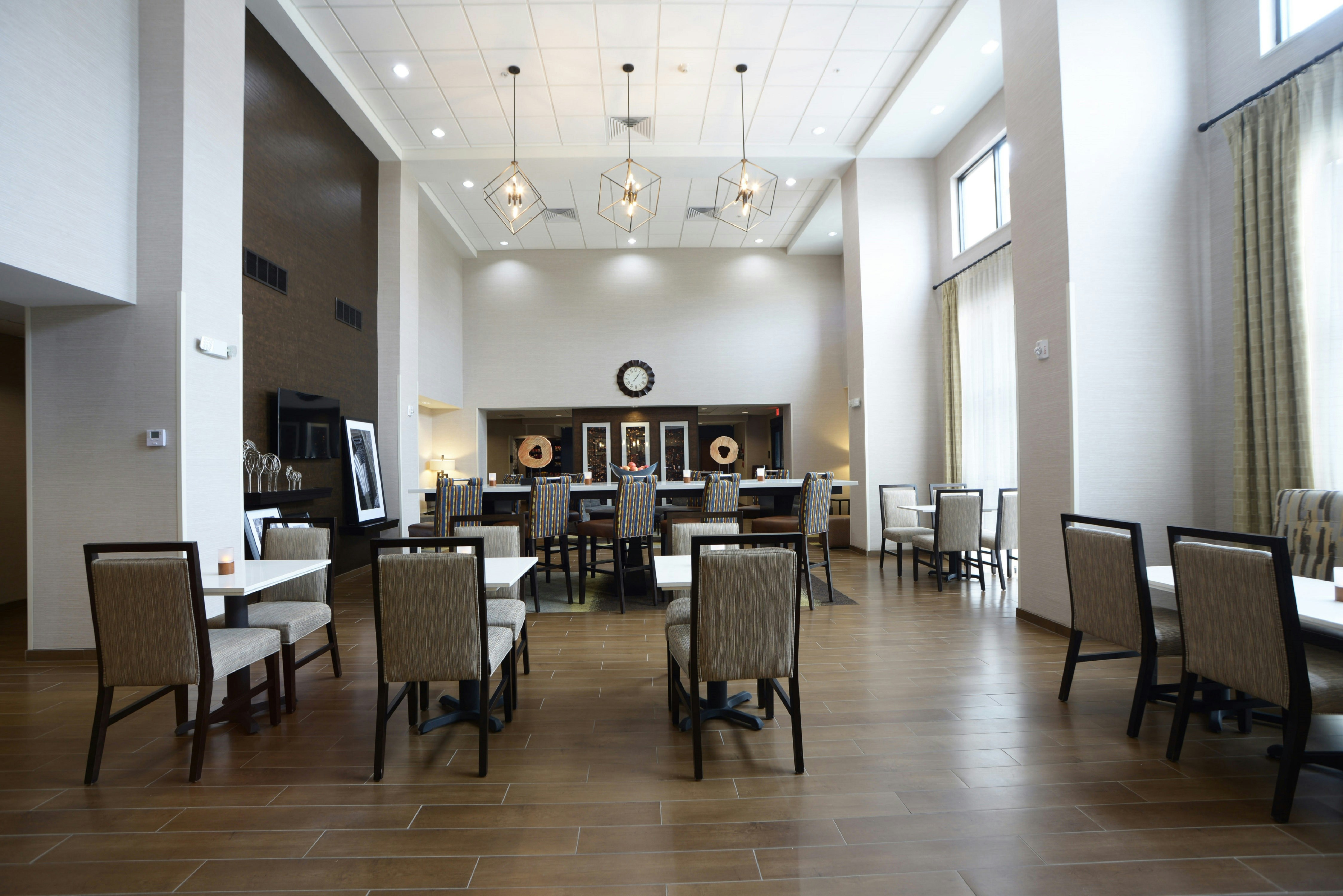 Hampton Inn Suites Ponca City Ok 32/43