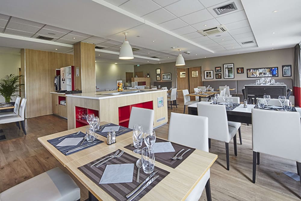 ibis Lyon Meyzieu 32/50
