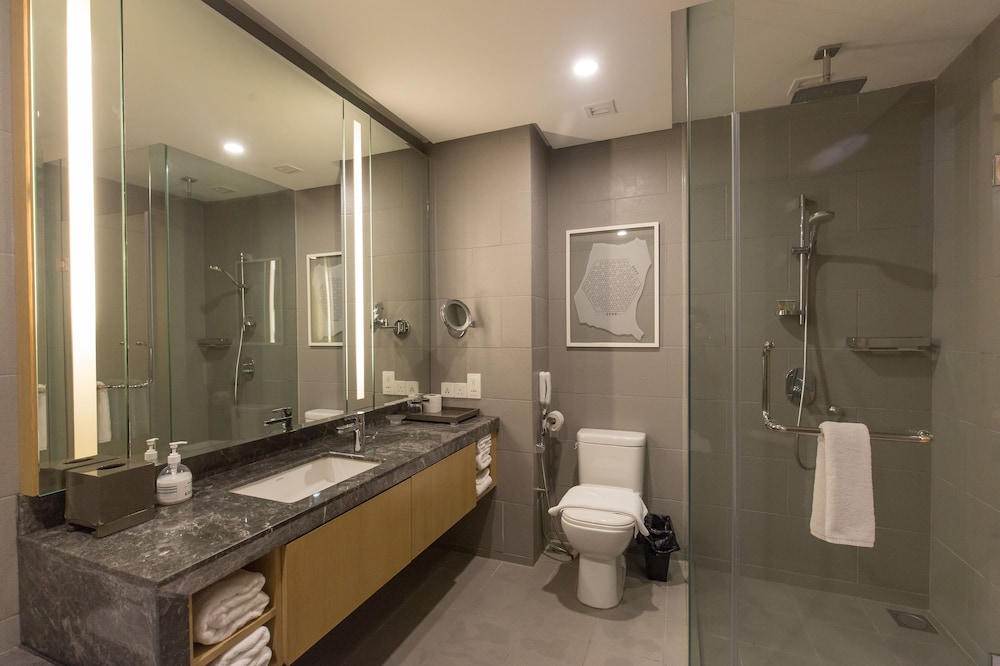 188 Private Suites By Subhome 49/50