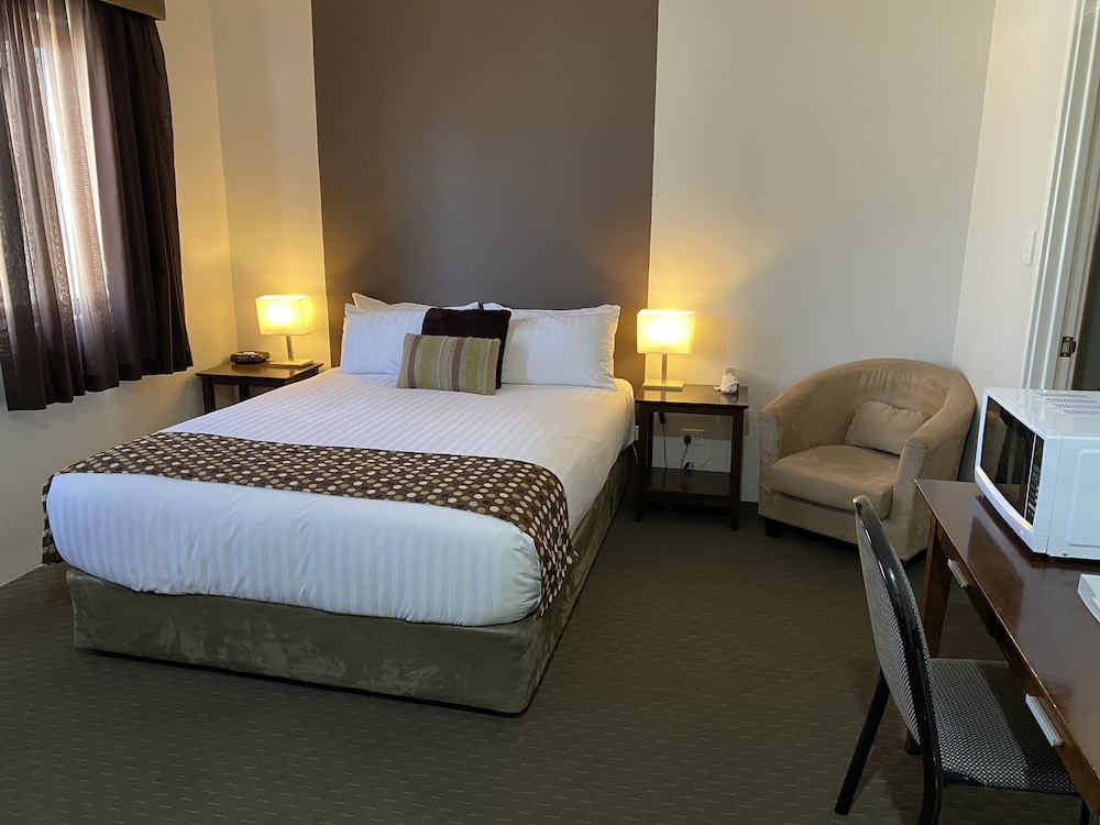 Joondalup City Hotel 14/28