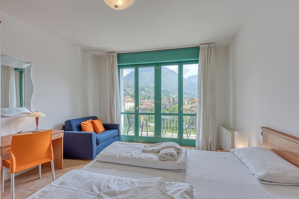 RESIDENZA PORTO LETIZIA 25/50
