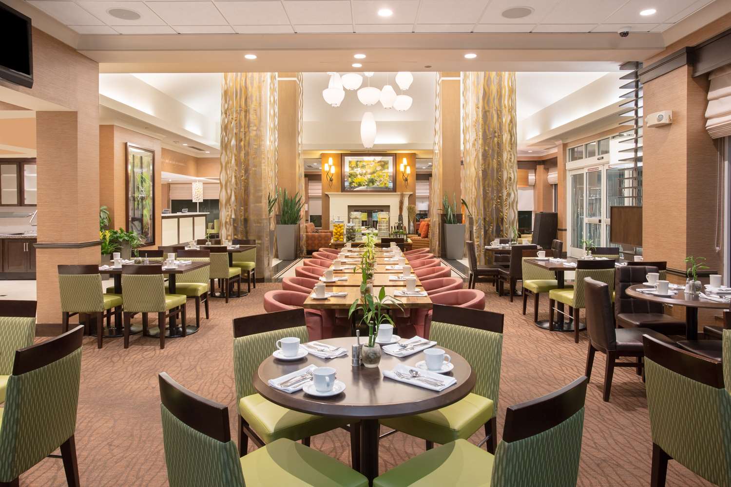 restaurant cafeteria