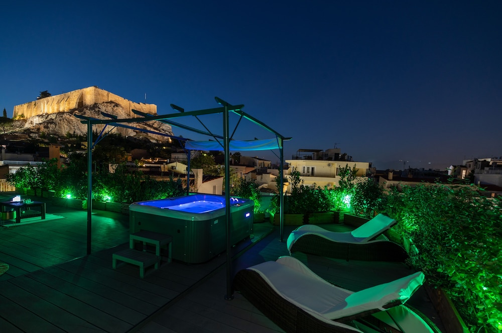 Plaka Arch Suites 32/41