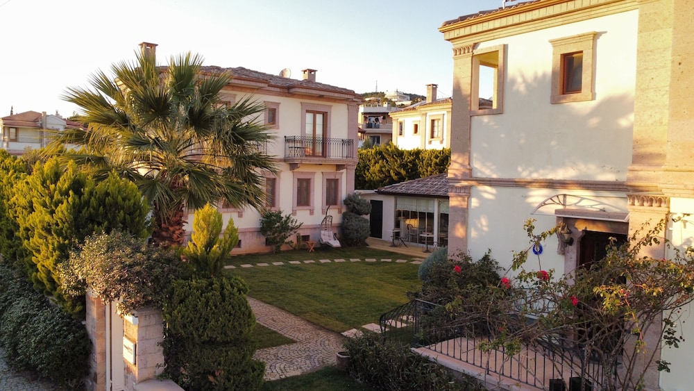Cunda Vrodi Hotel 45/50