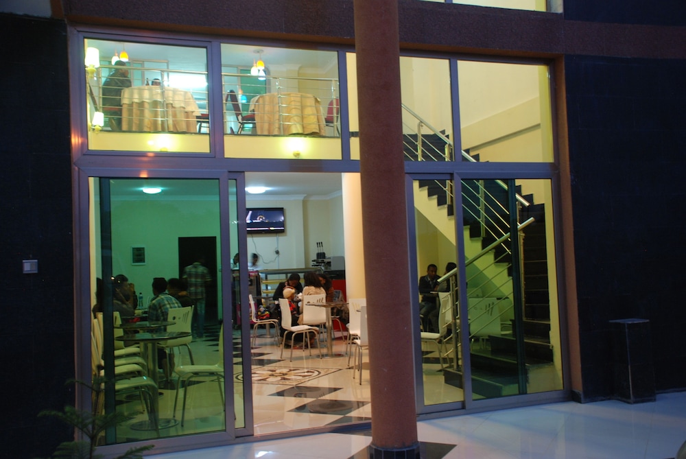 Addis Amba Hotel 5/23