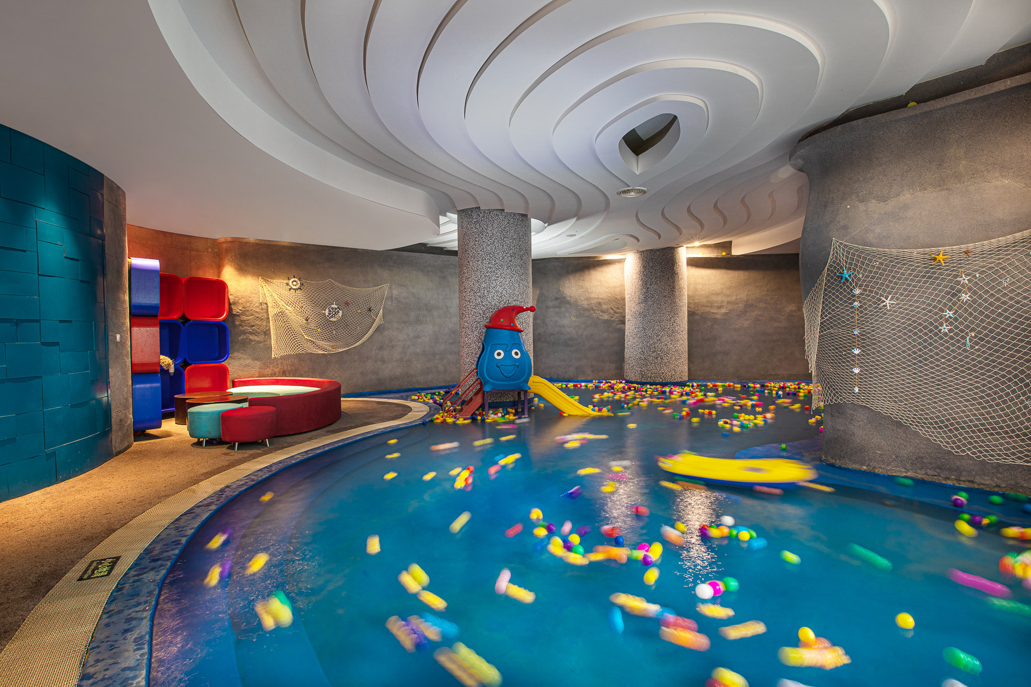 CROWNE PLAZA RESORT CHANGBAISHAN HOT SPRING 38/50