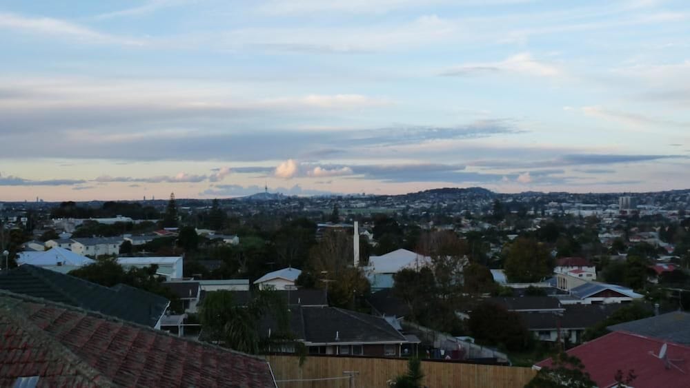 Kiwi Heritage Homestay 25/30