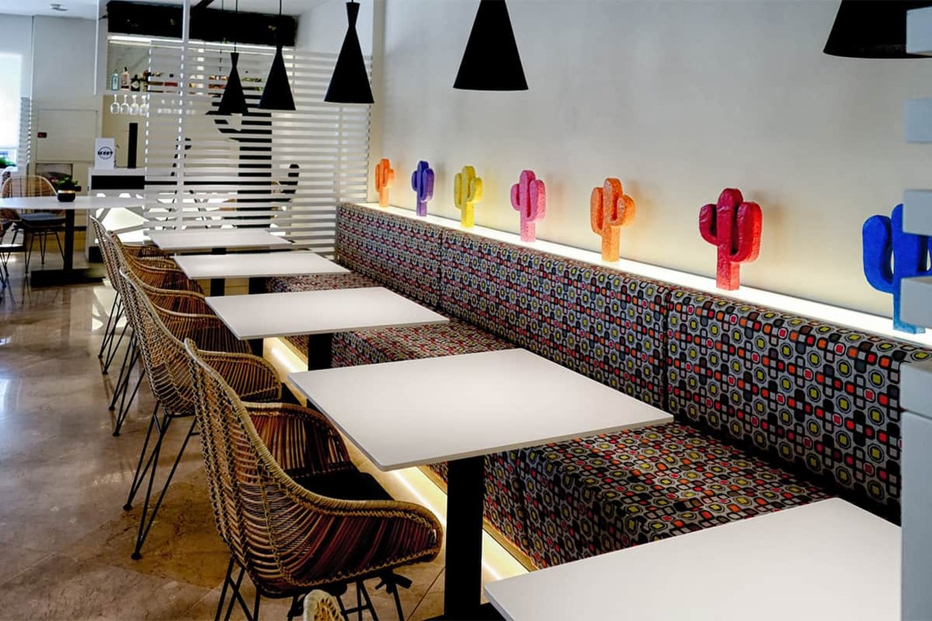 Hotel Vertice Sevilla 56/67