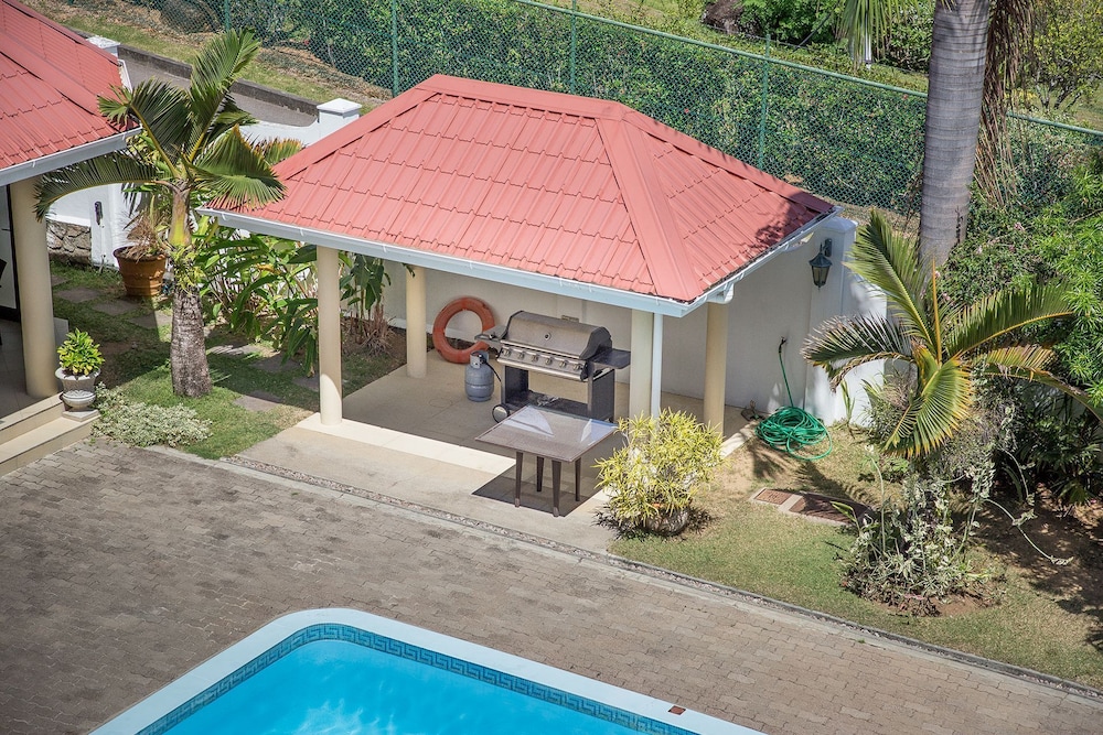 Marie Laure Suites 25/29