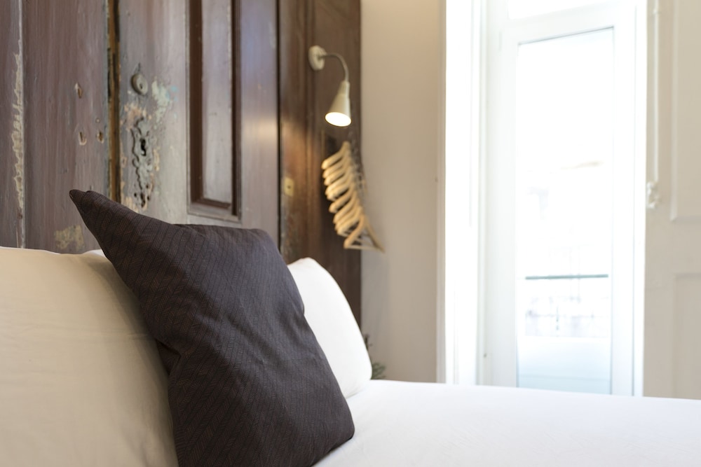 262 BOUTIQUE HOTEL 49/74