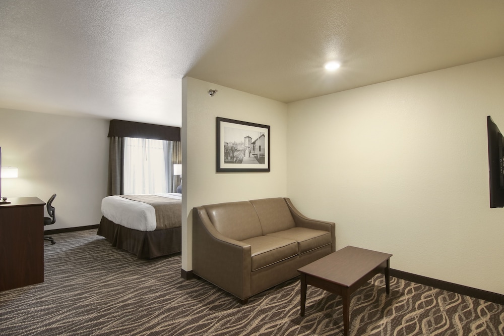 Cobblestone Inn & Suites - Ashland 34/50