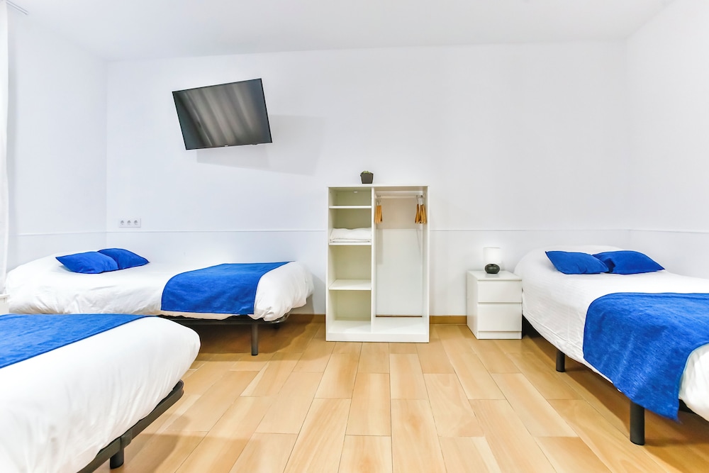 Laramond Barcelona Rooms 13/58