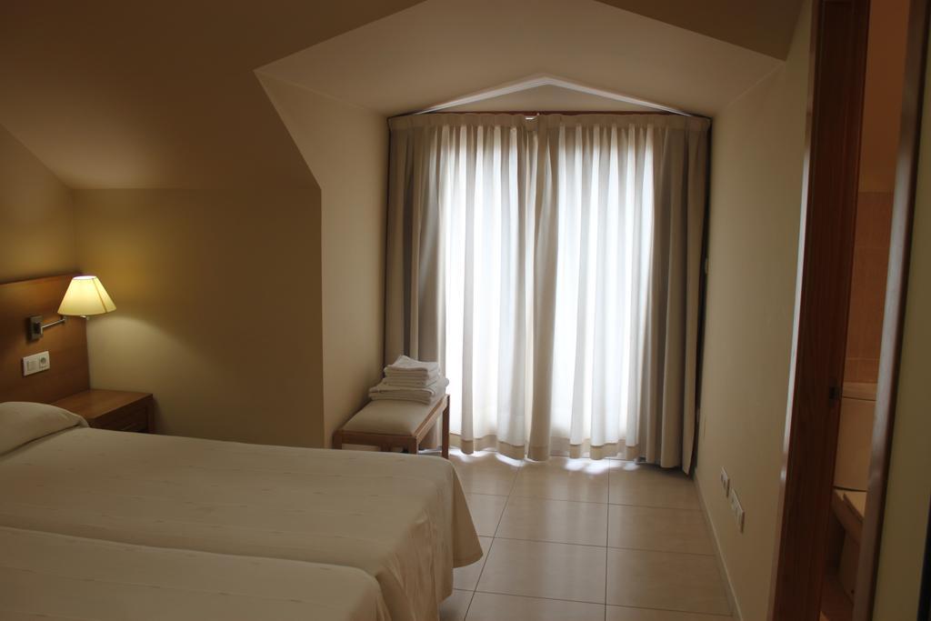 APARTAMENTOS TRISQUEL 5/20