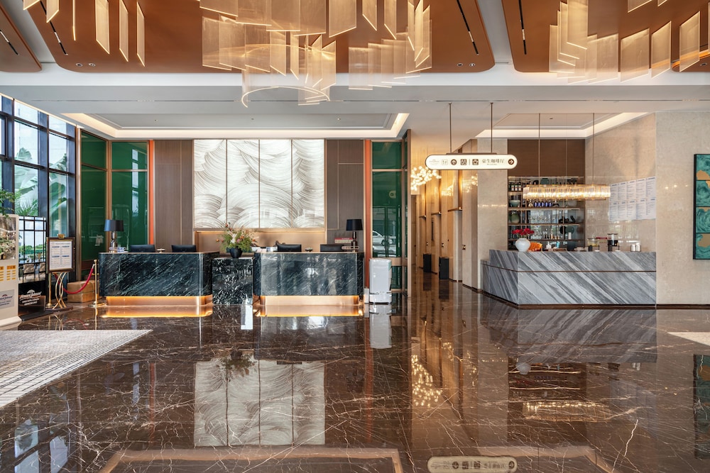 Howard Johnson by Wyndham Zun Ju Hotel Cheng Du 7/61
