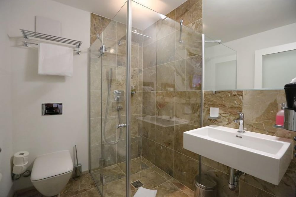 Businesshotel Lux 45/50